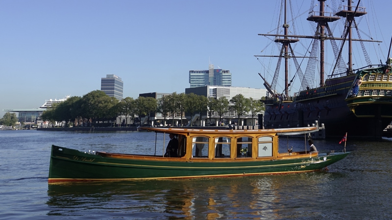 Private boat tour with the gentleman's launch the Amstel WM1